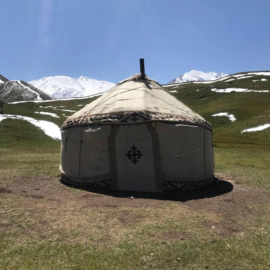 Pamir Nomad Yurt Camp Hotel Kara-Kavak Kültér fotó
